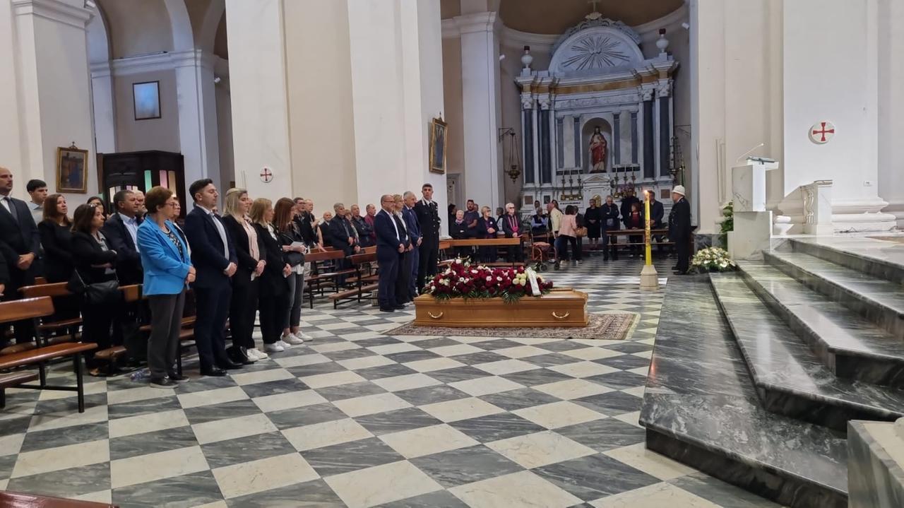Strage di Nuoro, l’ultimo saluto a Paolo Sanna