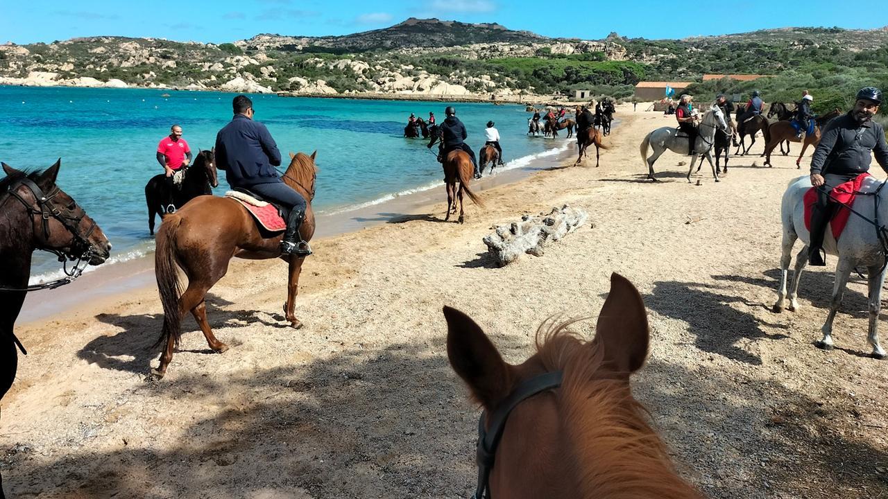 Trekking a cavallo all'isola di Caprera "Sulle orme di Giuseppe Garibaldi"