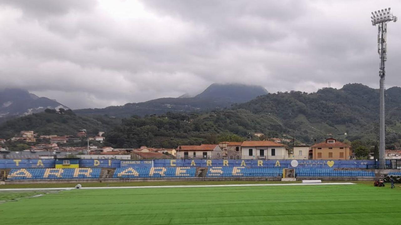 
	Il manto dello stadio dei Marmi

