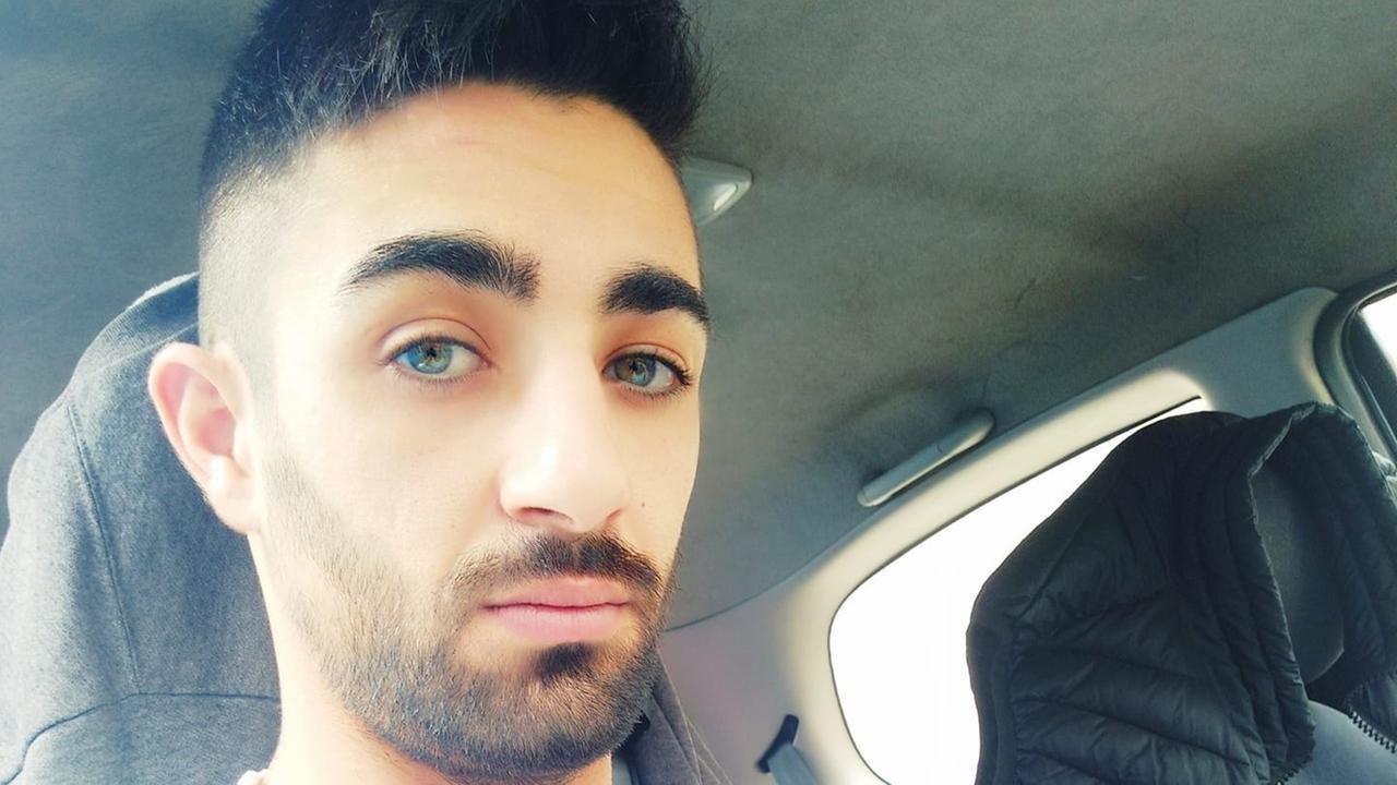 Alessandro Cambuca è stato ucciso con 6 coltellate