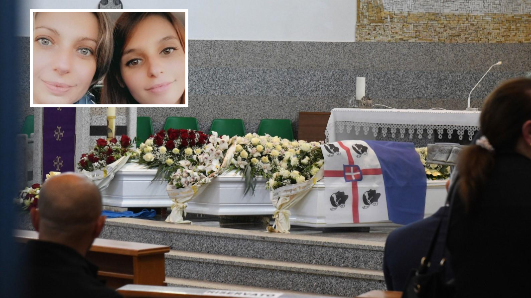 Il silenzio del 14enne superstite davanti alle tre bare bianche