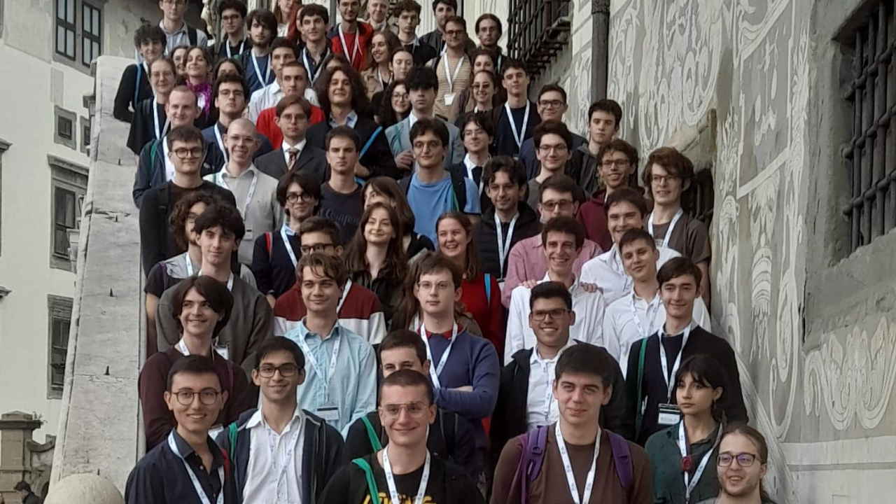 La tradizionale foto sulla scalinata