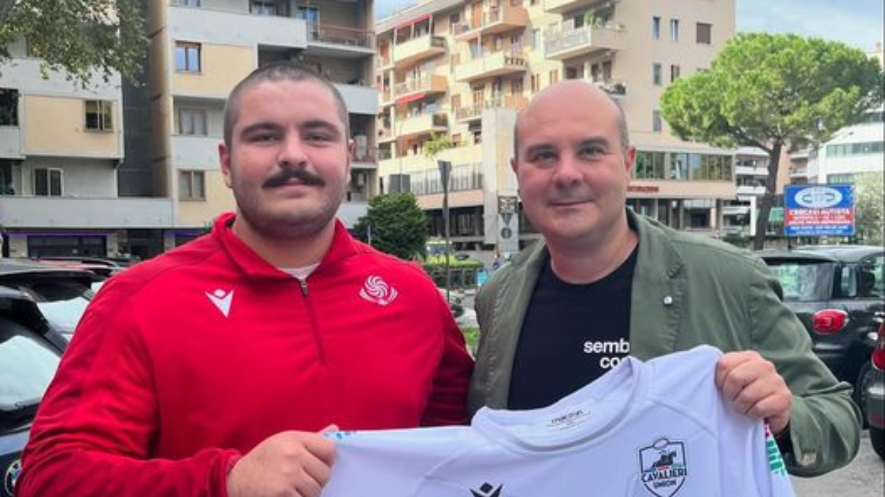 Il georgiano Goga Jankarashvili con Francesco Fusi ex presidente dei Cavalieri