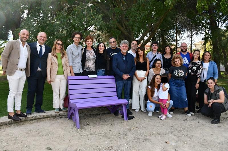 Sassari, una panchina viola per sensibilizzare sull’epilessia
