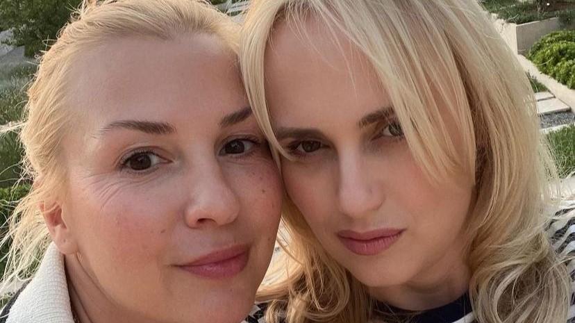Rebel Wilson e Ramona Agruma 