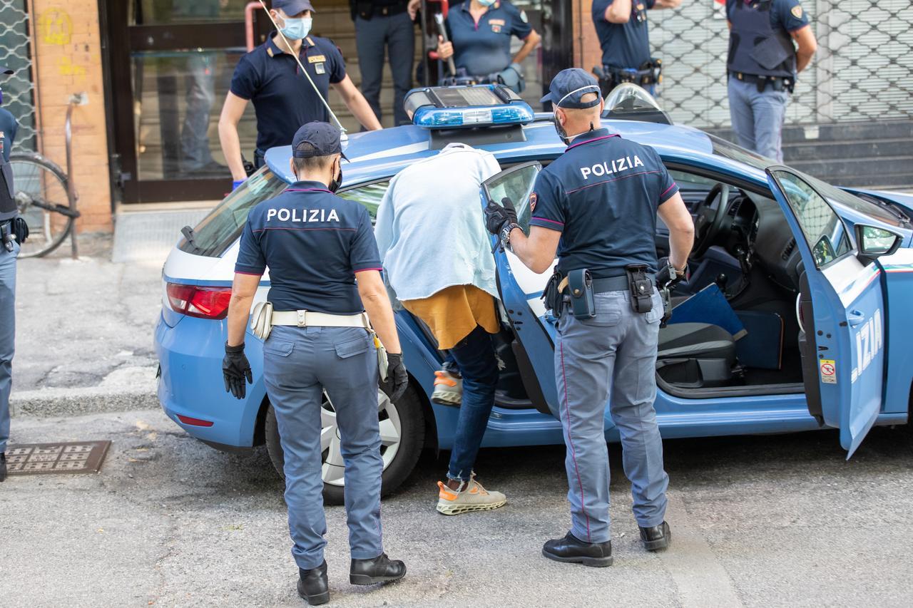 Mafia nigeriana a Ferrara, 14 condanne: pene da 8 a 13 anni