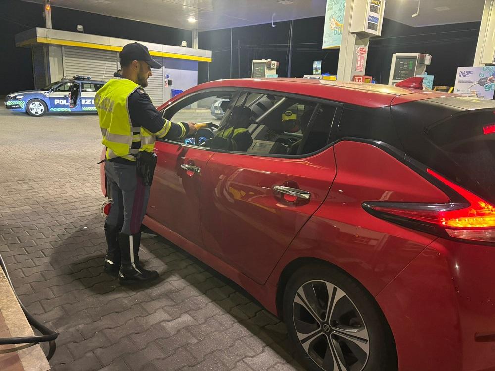 Controlli, ritirate 8 patenti a conducenti ubriachi