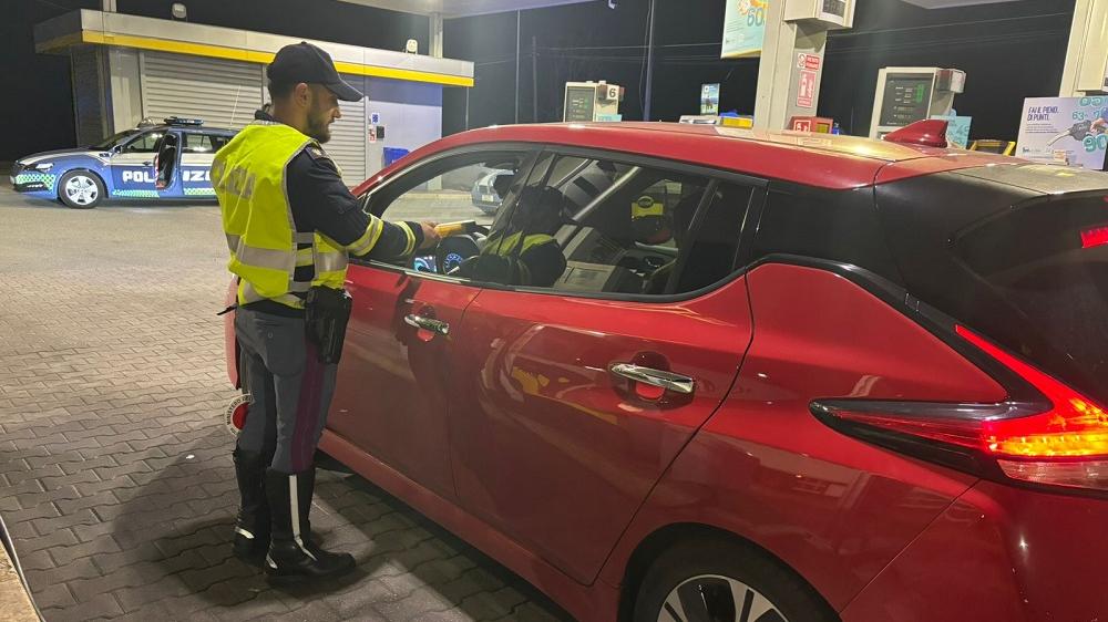 Controlli, ritirate 8 patenti a conducenti ubriachi