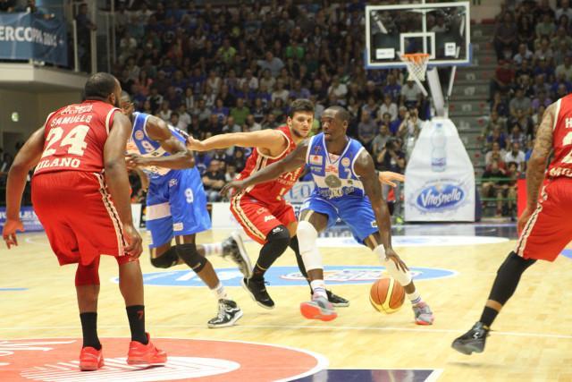Fantastica Dinamo, Sassari vince anche la SuperCoppa