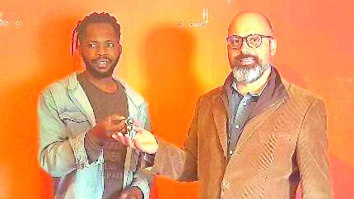 Inquilino abusivo lascia l'appartamento dopo gli schiaffi al giornalista di Fuori dal coro