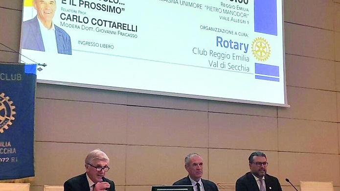 Cottarelli dice sì al nucleare, «ma si faccia il referendum»