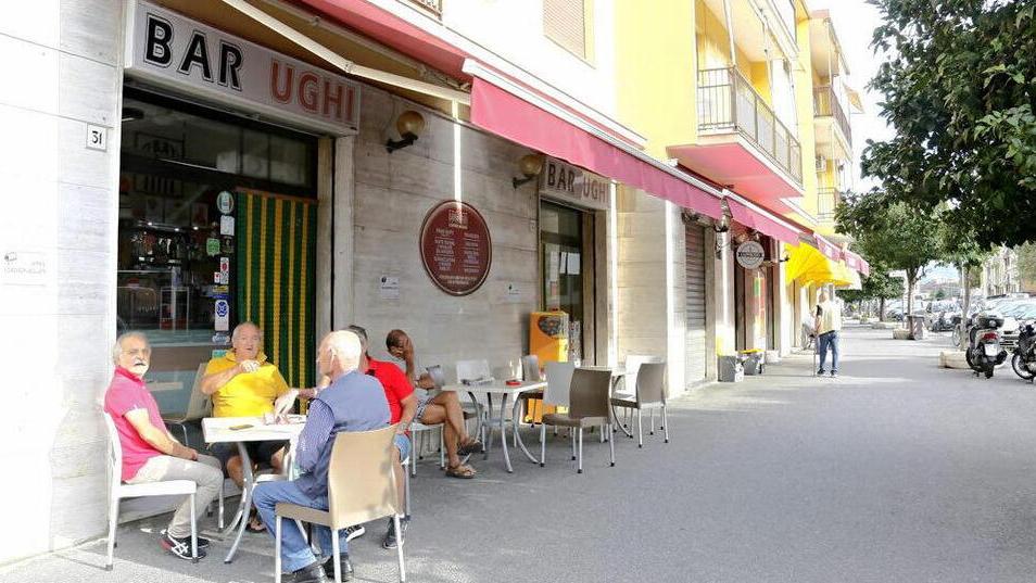 Livorno, lo storico bar Ughi (il preferito da Max Allegri) cambia gestione e abbandona il nome
