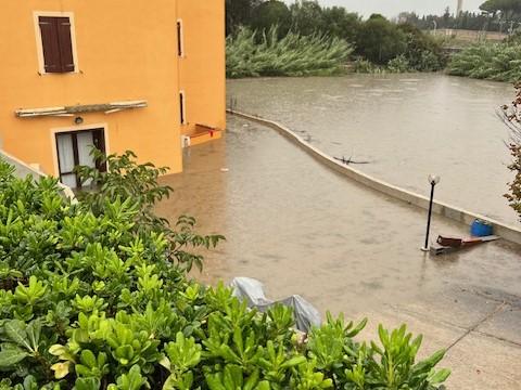 Nubifragio a Sassari: un fiume d’acqua invade le case a Sant’Orsola