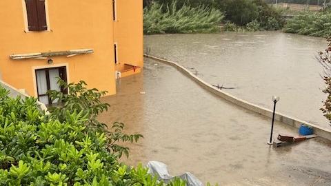 Nubifragio a Sassari: un fiume d’acqua invade le case a Sant’Orsola