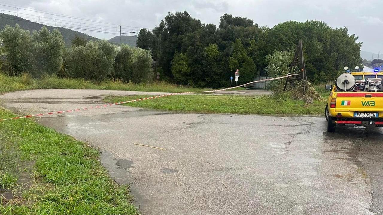 Maltempo, a Gavorrano sottopassi ferroviari allagati. Montieri: chiuso il ponte sul Saio