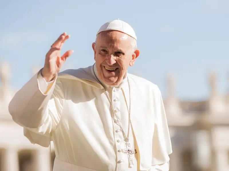 Lucca, la benedizione del Papa per “Pianeta Terra”<br>
