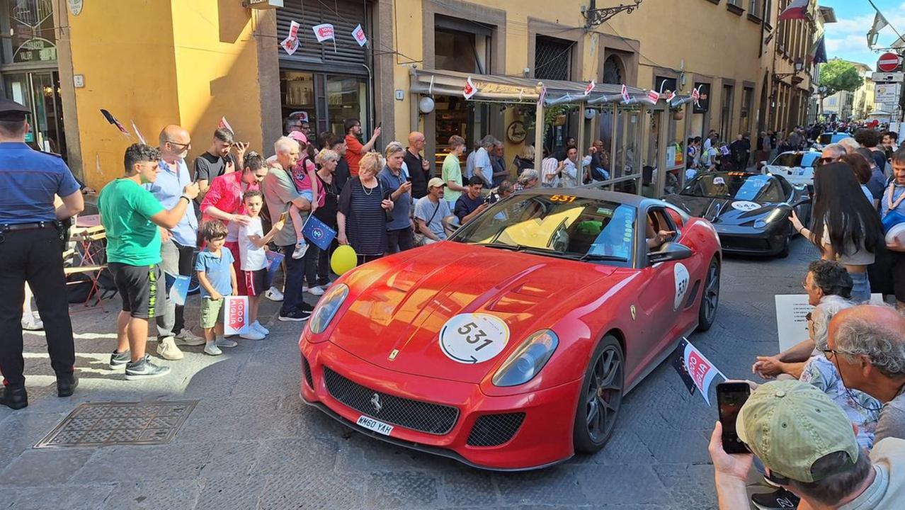 Il passaggio della Mille Miglia da Prato quest'anno