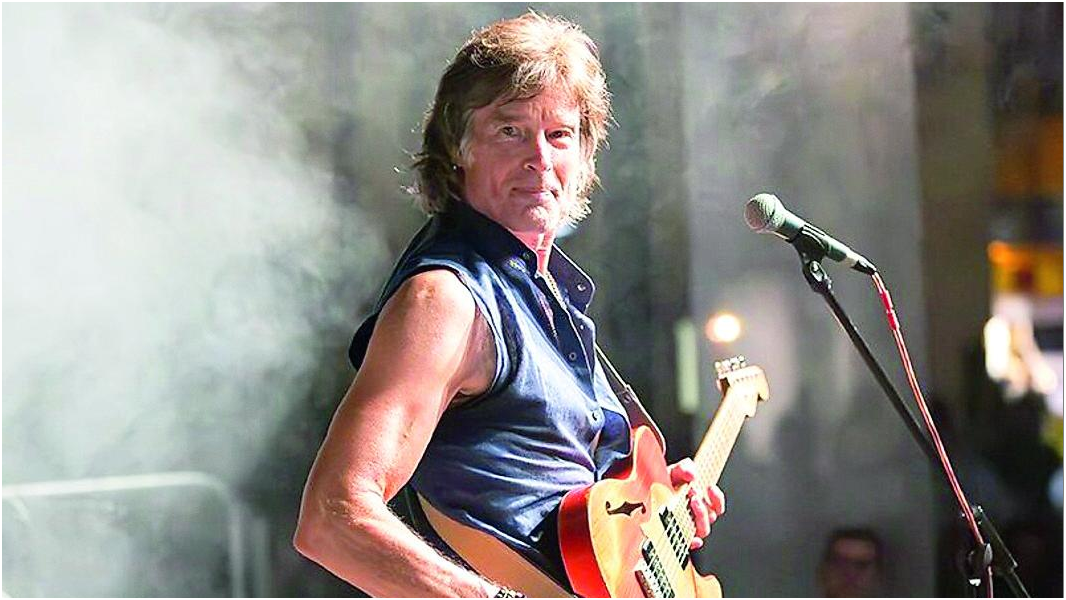 Ronn Moss: «Basta Ridge, scoprite la mia musica. In Italia duetterei con Vasco e Spagna»