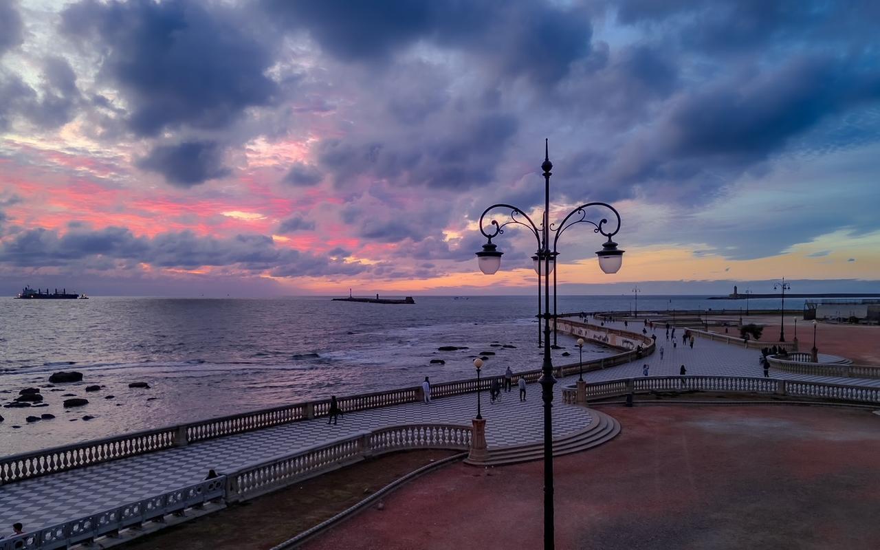 Livorno e la sua Terrazza «là dove ogni semplice tramonto diventa spettacolo». Grazie Marc