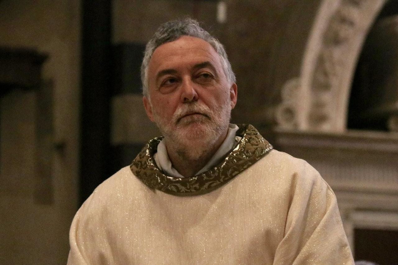 
	Don Marco Pratesi, nuovo parroco della cattedrale di Santo Stefano

