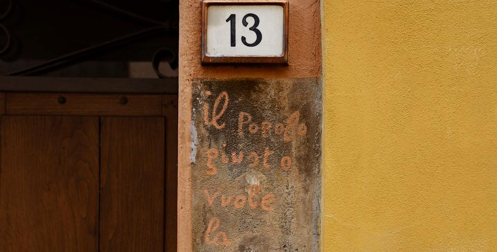 “Il Popolo giusto vuole la neve” in prima assoluta al Teatro Valli