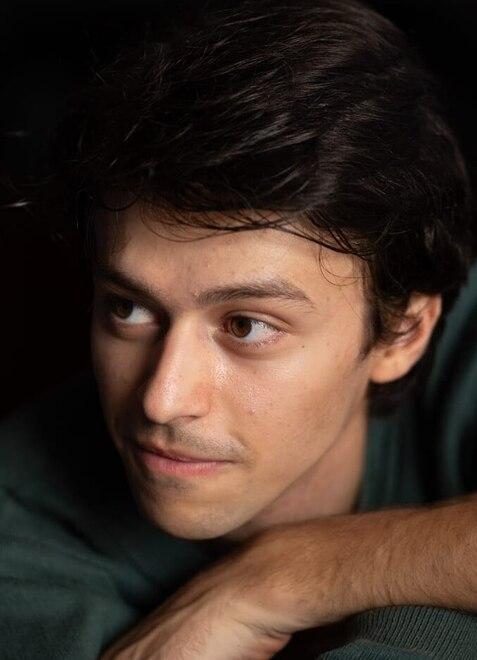 Dal Lido arriva a casa del protagonista “La storia di Frank e della Nina”