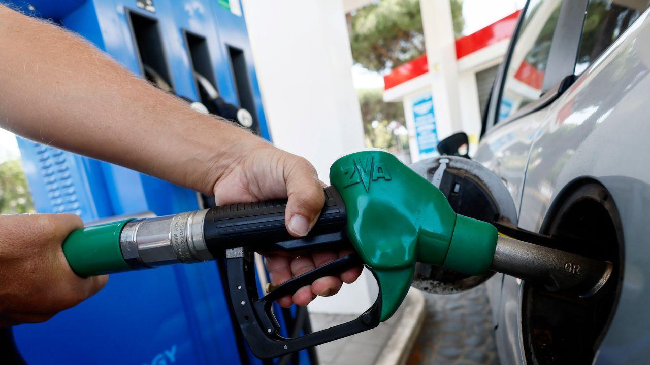 Rischio aumento del prezzo carburante