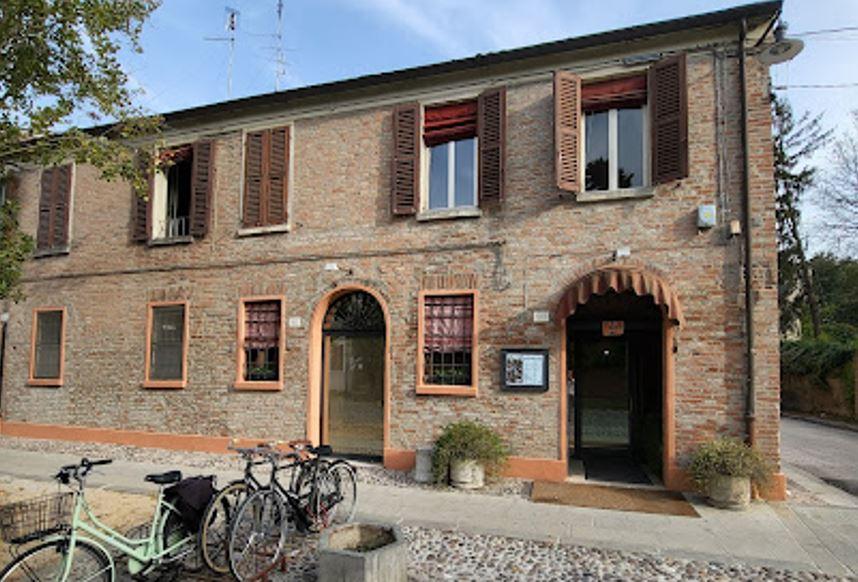 Da Mastroianni a Andy Warhol, quante star a La Provvidenza di Ferrara