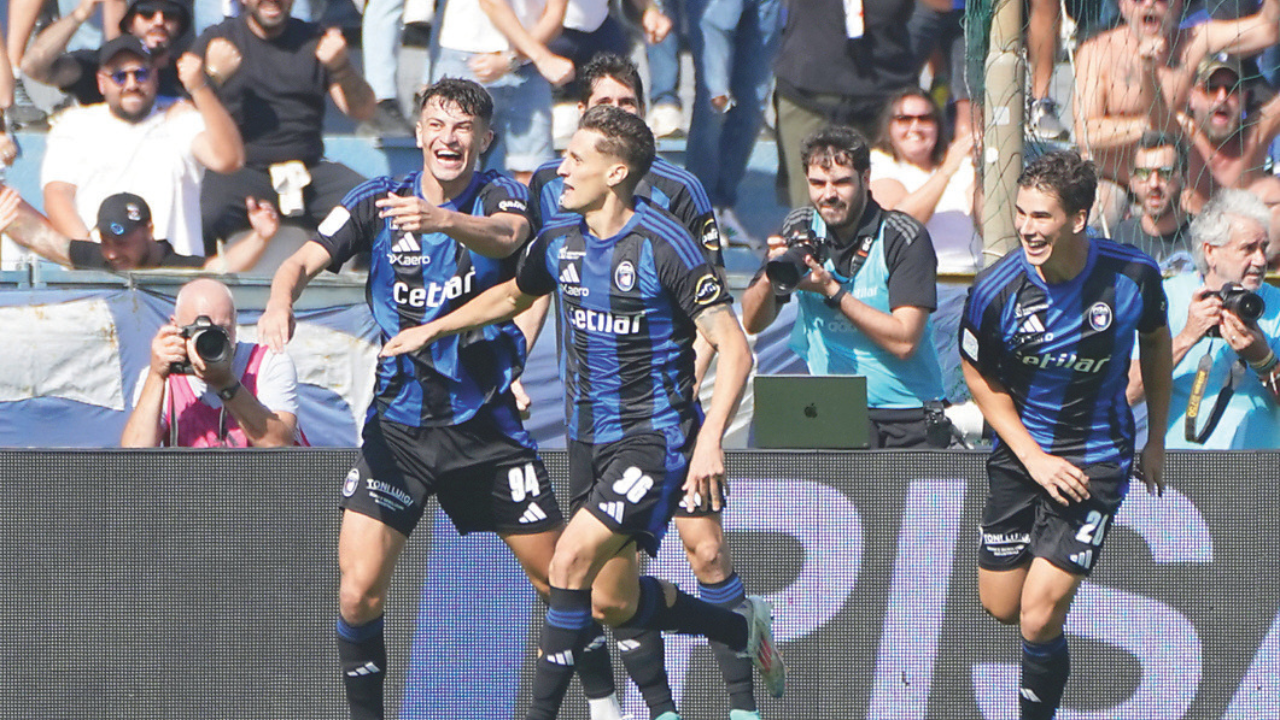 
	L&rsquo;esultanza dei nerazzurri dopo un gol sul terreno amico (Muzzi/Teta)

