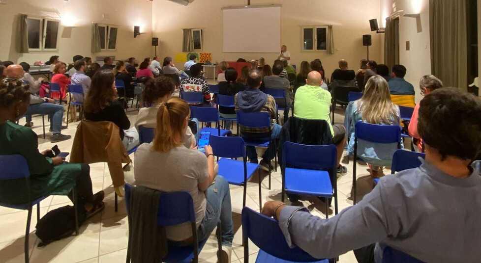 A Uzzano torna la “Scuola per genitori” con la novità del colloquio individuale