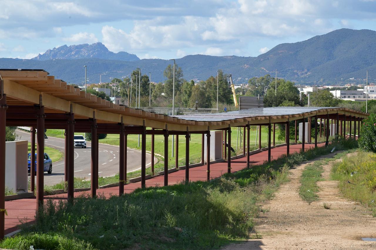 
	La pista ciclabile che sta realizzando il Cipnes nella zona di Sa Testa

