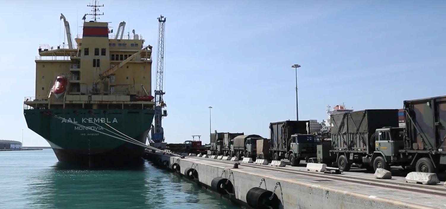 Mezzi, materiali e attrezzature belliche arrivate nei mesi scorsi al porto di Livorno e destinate alla base Usa
