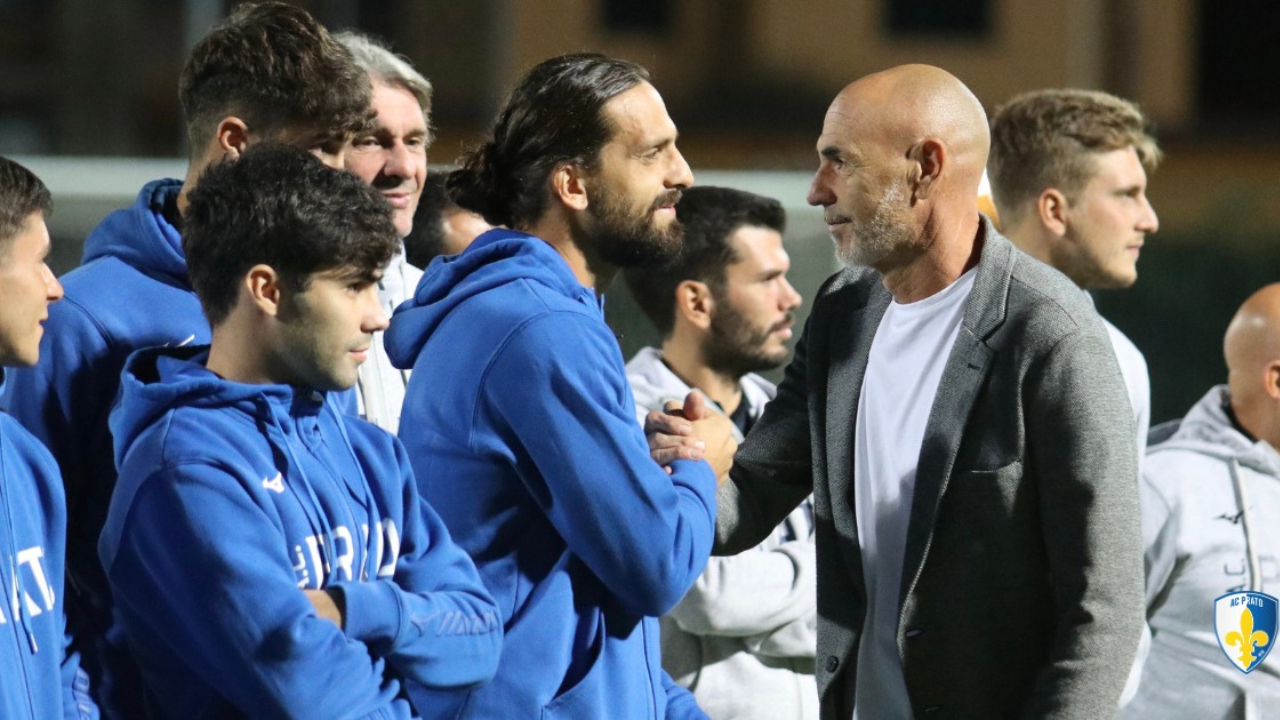 Il direttore sportivo Gianluca Berti alla presentazione della squadra di metà settembre, ora chiede ai calciatori uno scatto di orgoglio