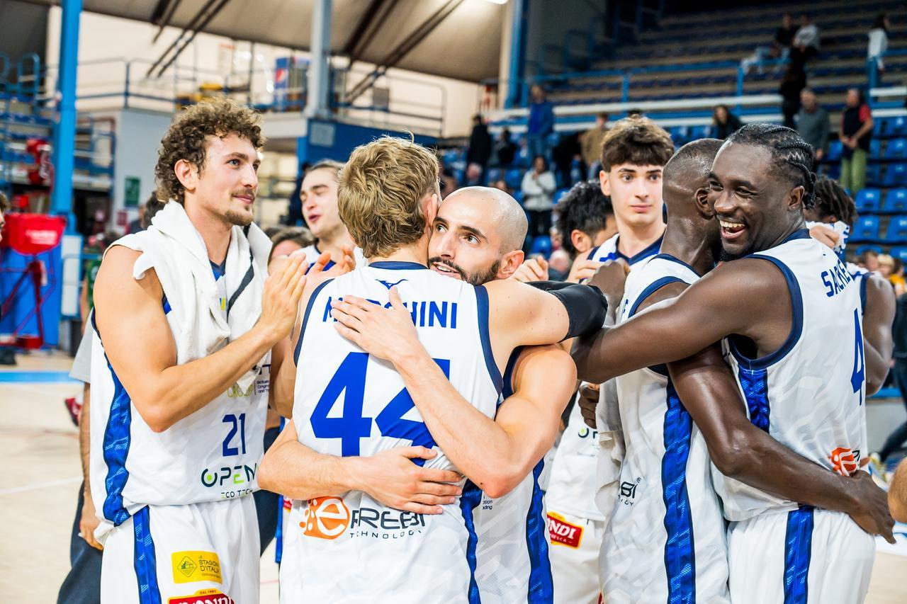 Ferrara, Adamant liquida Valsugana: 76-45