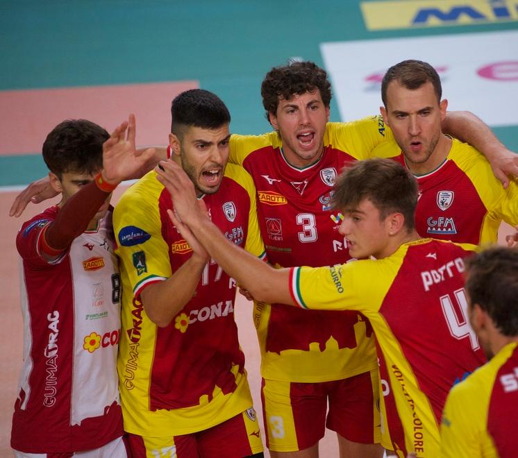 Esordio amaro per la Conad sconfitta 3-0 in trasferta