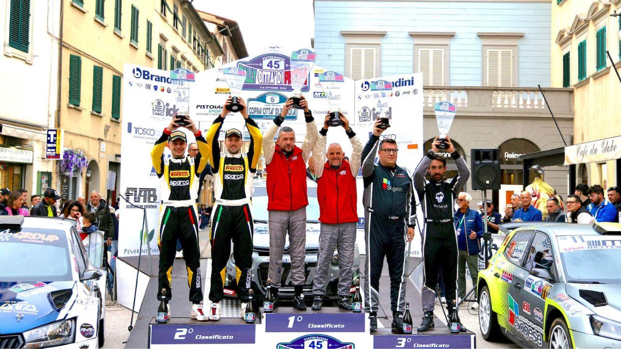 Il podio finale (foto Altero Lazzerini)