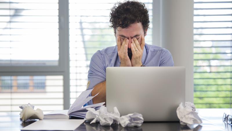 Nuove tecnologie e lavoro no-stop, una legge per salvare i dipendenti