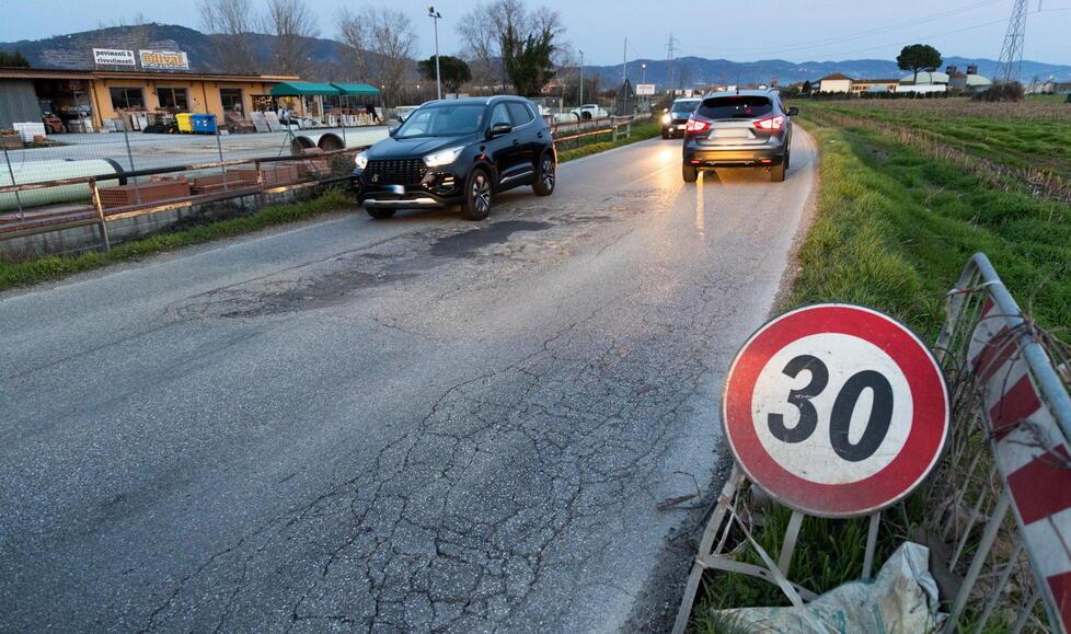 Pieve a Nievole, dissesti sul vialone del Melani. Arrivano i soldi per la messa in sicurezza