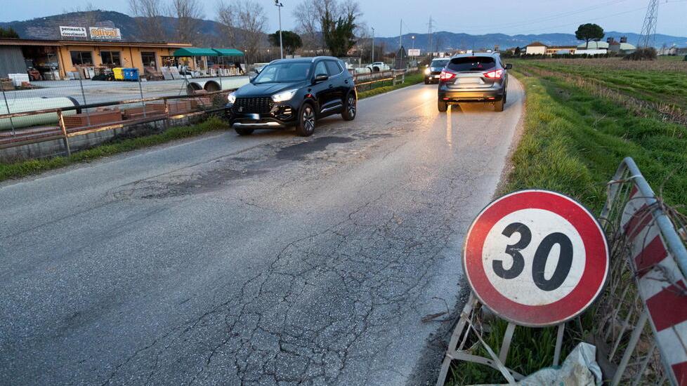 Pieve a Nievole, dissesti sul vialone del Melani. Arrivano i soldi per la messa in sicurezza
