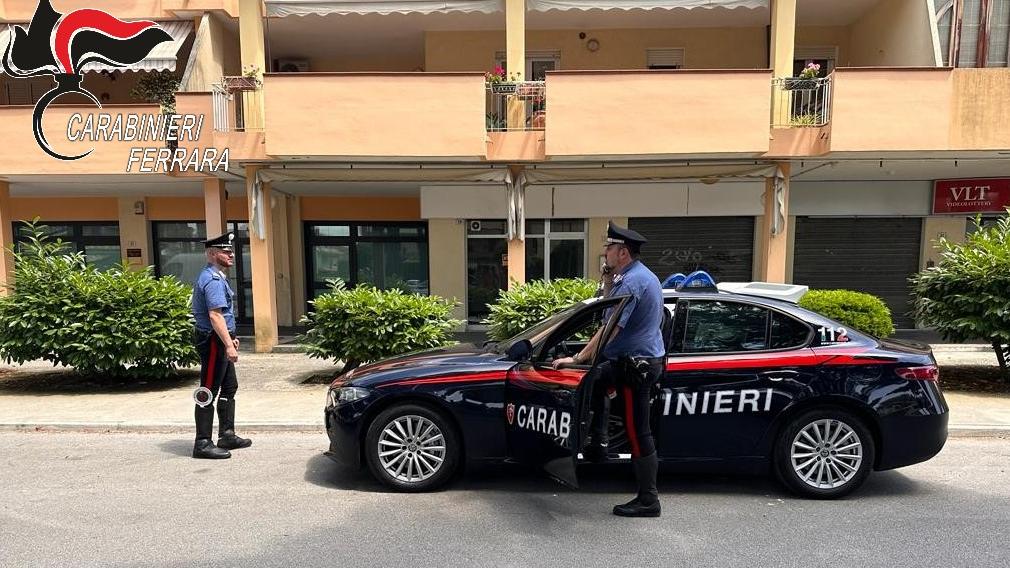 Comacchio, ruba attrezzi da lavoro ma viene scoperto: arrestato pescatore