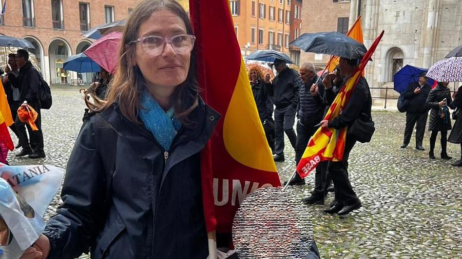 Laura, madre e autista dei bus Seta da 16 anni: «Non ho più tempo per i miei figli»