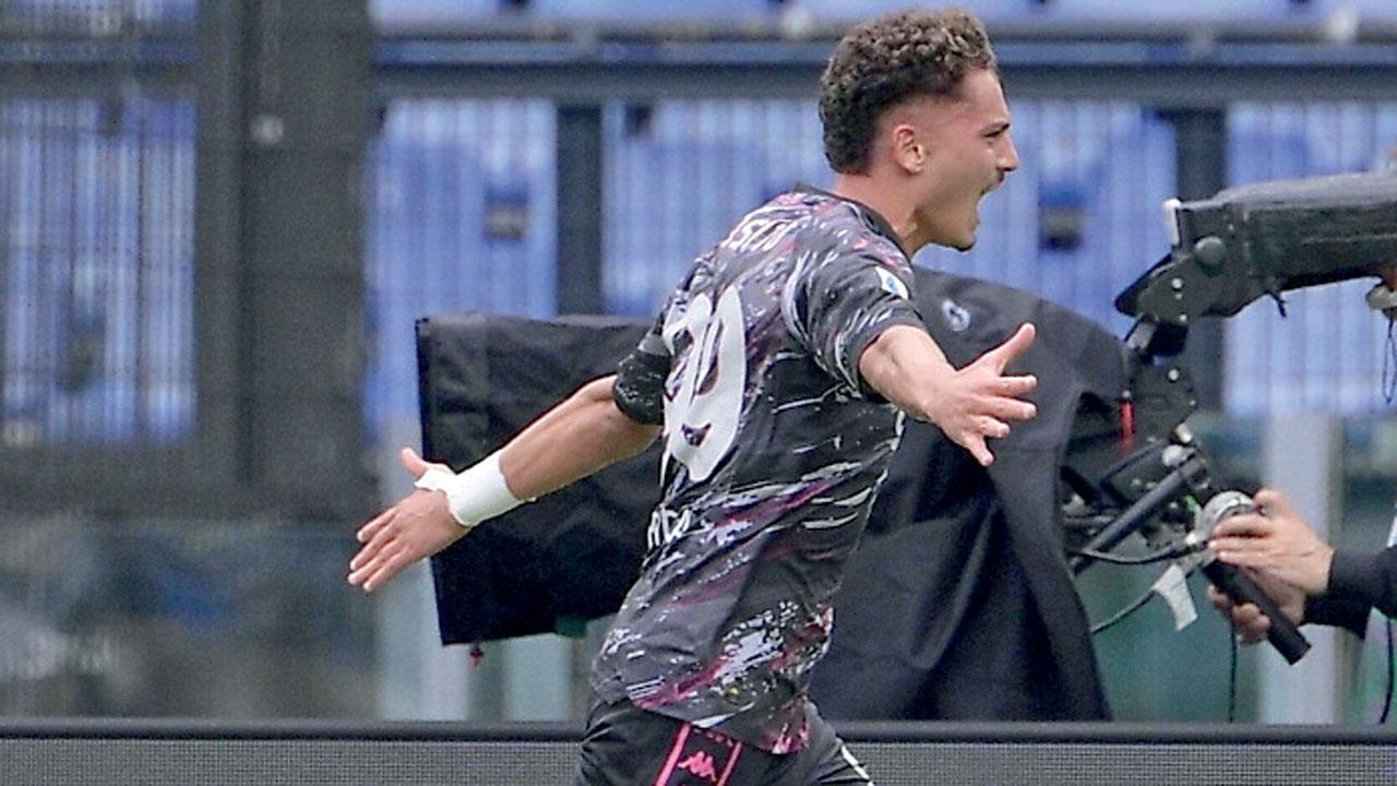 La gioia di Sebastiano Esposito dopo il gol messo a segno all’Olimpico contro la Lazio.