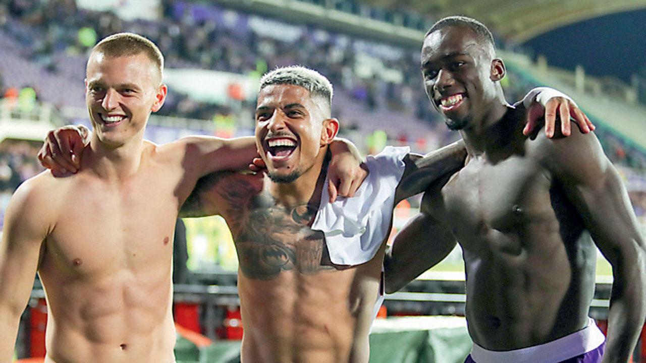 Nella foto Gudmundsson, Dodô e Kayode