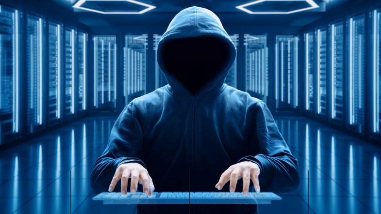 Modena, il Comune si rafforza contro gli hacker