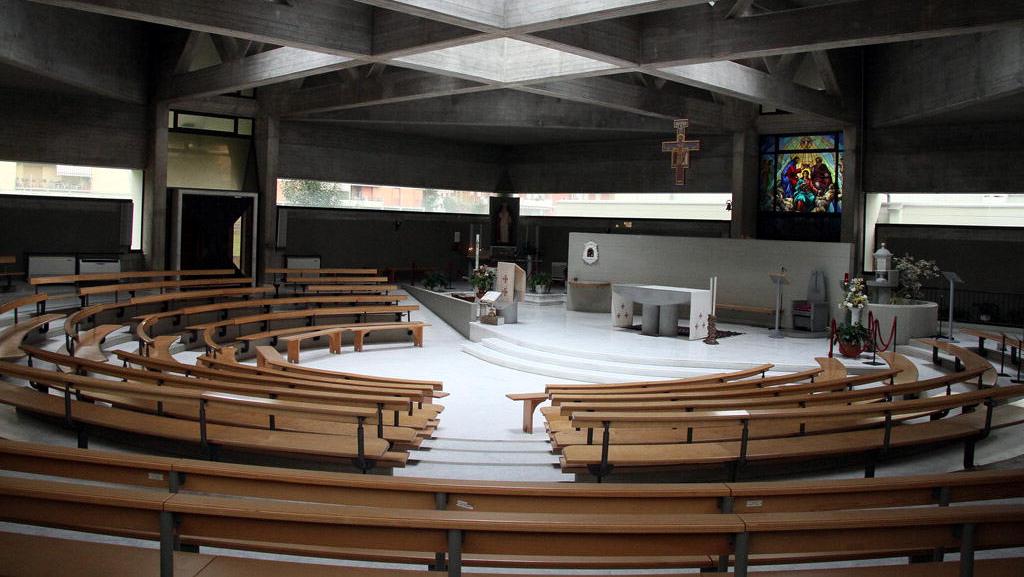 Massa, la chiesa di San Pio X