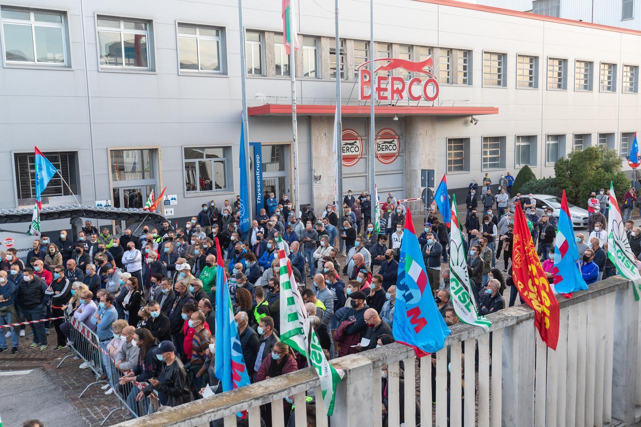 Copparo, 480 a rischio alla Berco. I sindacati: «A pagare non siano i lavoratori»