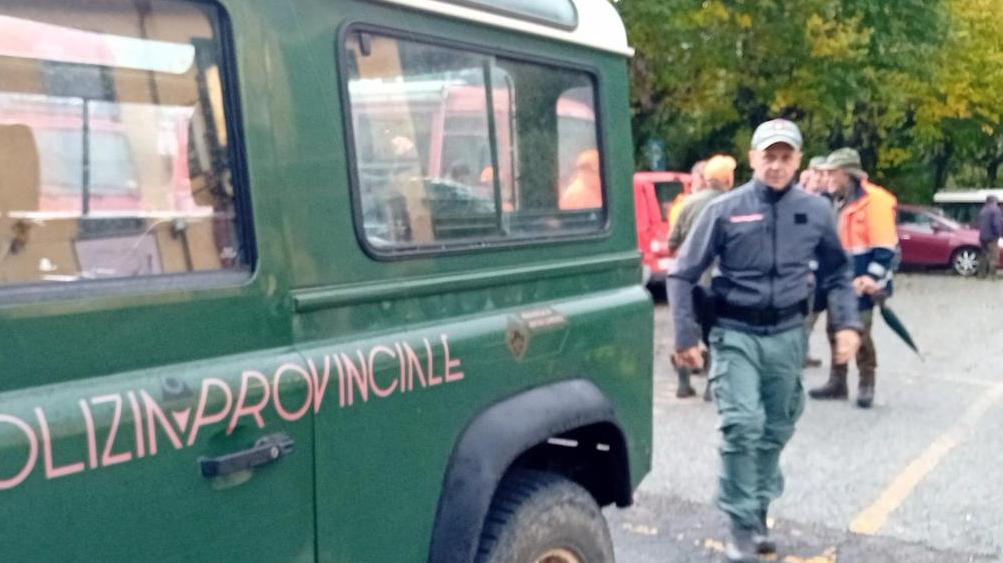 Lunigiana, fungaiolo ancora disperso. Il messaggio della Protezione civile a chi va in bosco