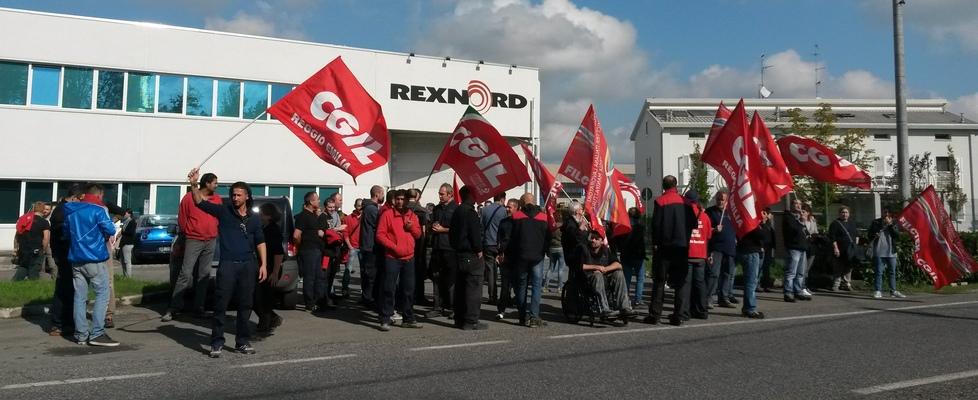 Licenziati con una Pec dalla Regal Rexnord, preoccupazione anche a Correggio