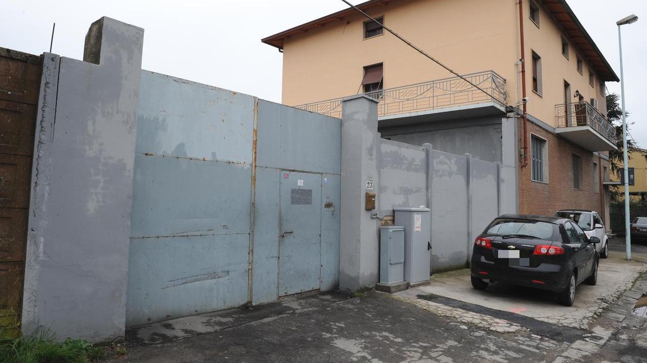 L'anonimo ingresso del night Number One di via Scarlatti