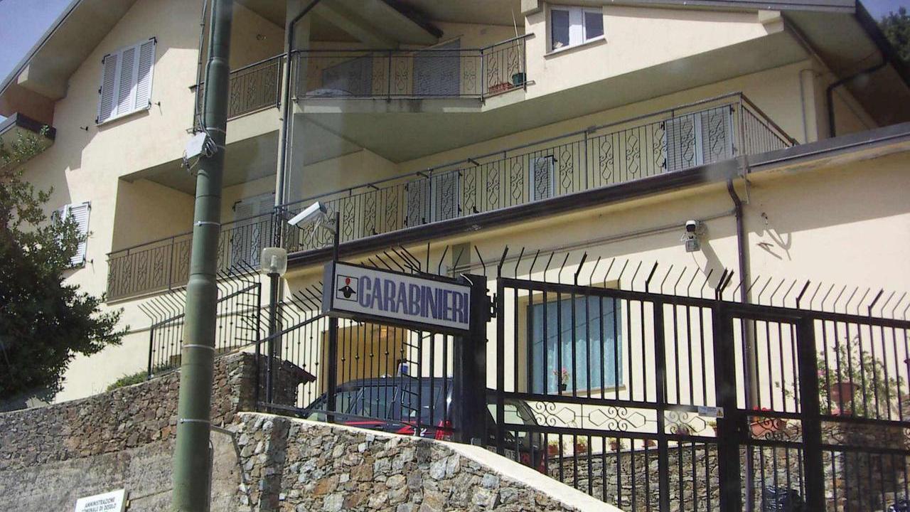 La caserma dei carabinieri di Desulo